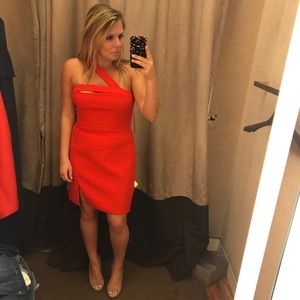 BCBGMAXAZRIA Dayne Asymmetrical Shoulder Dress